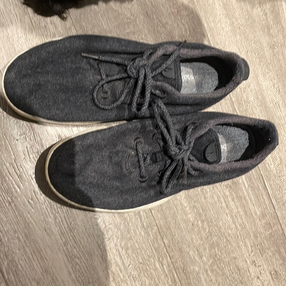 Dark grey Allbirds Wool Runner size 10